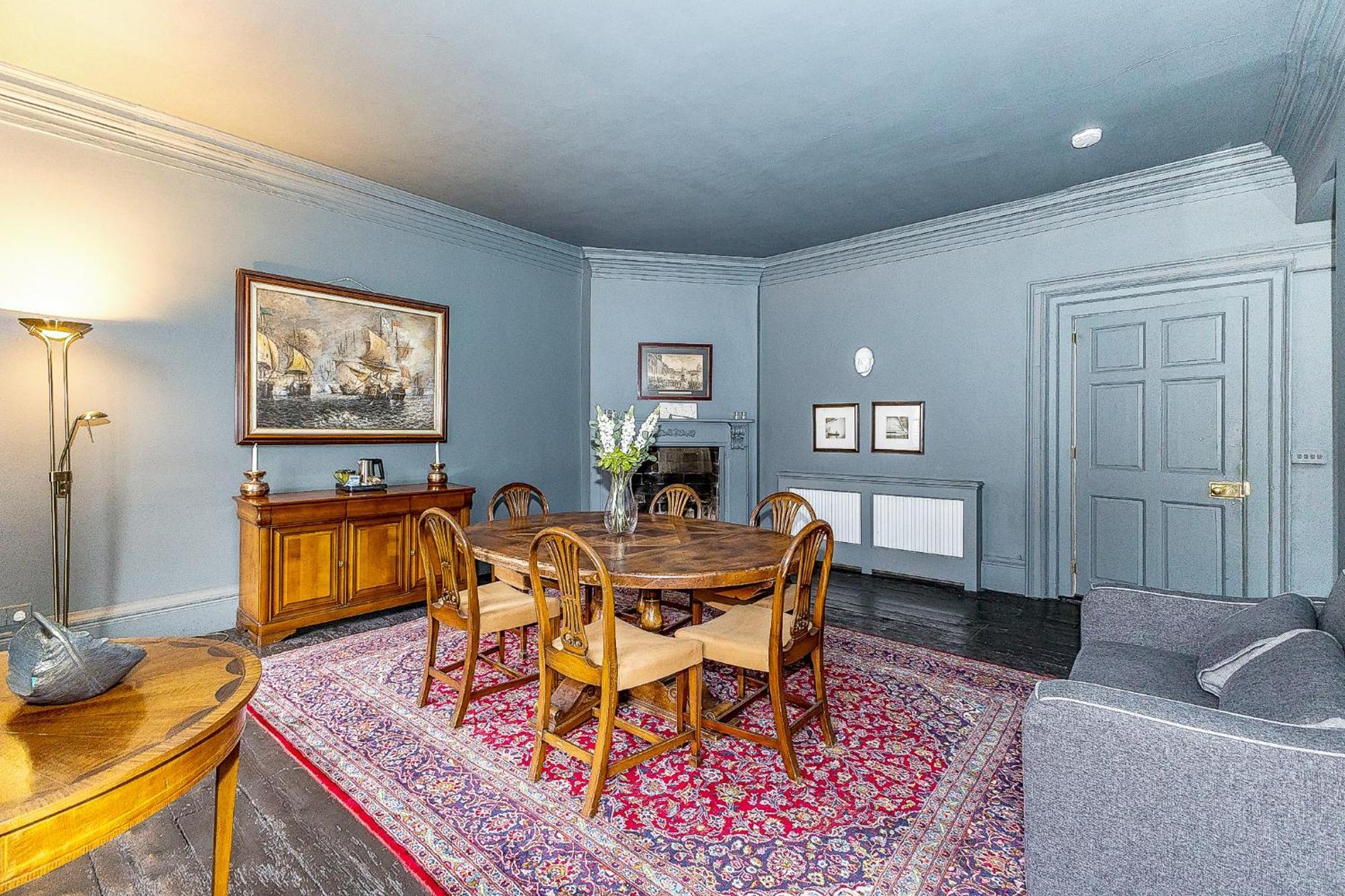 Leinster Apartment, 7 Henrietta Street, Dublin City Centre 외부 사진